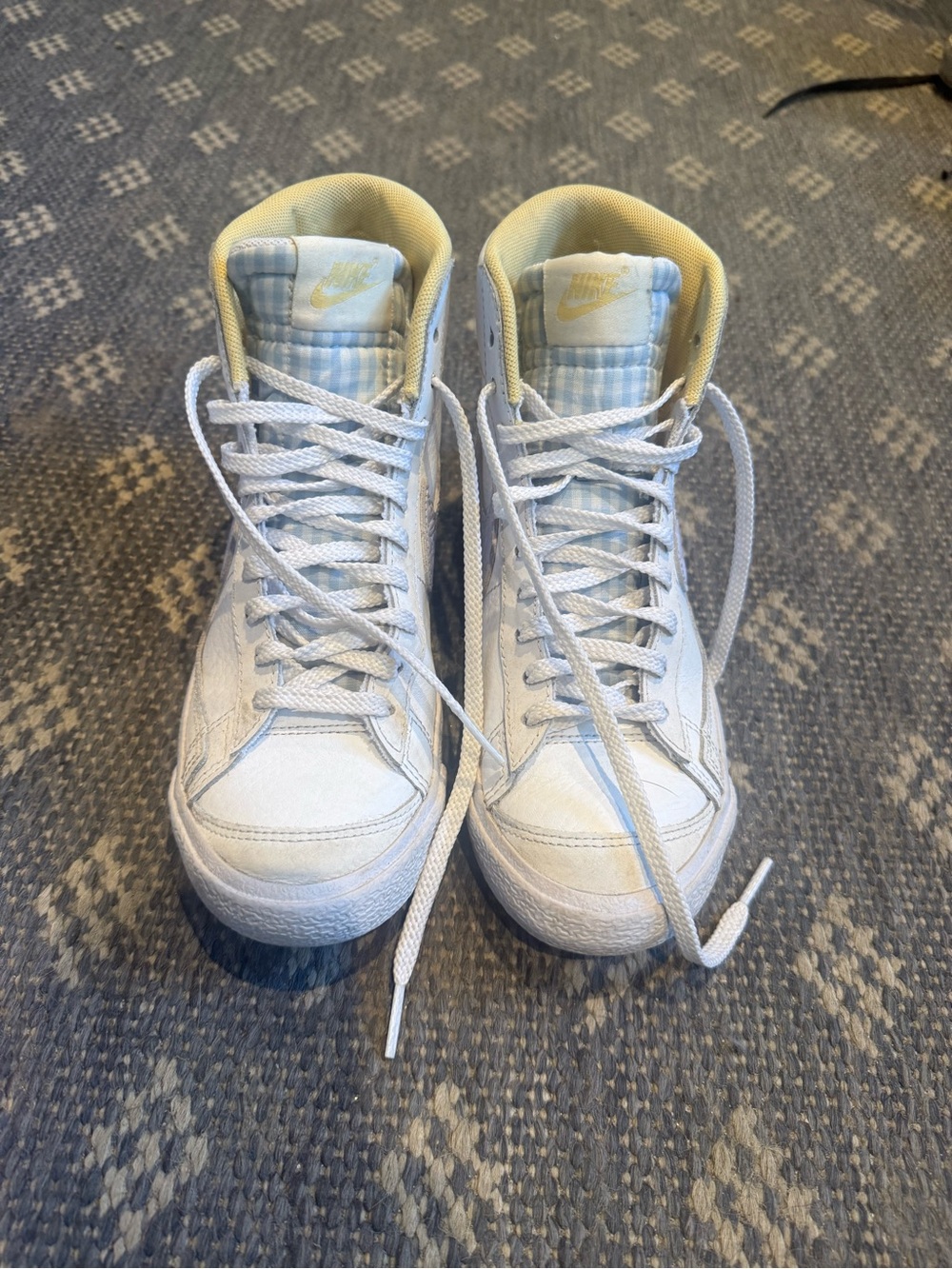 Girls Nike Blazers - Picture 4 of 6